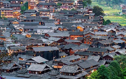 七台河6种常见的外墙仿石漆施工工艺！